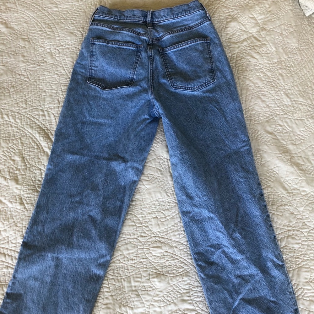 Universal Thread High-Waisted Boot Cut Jeans